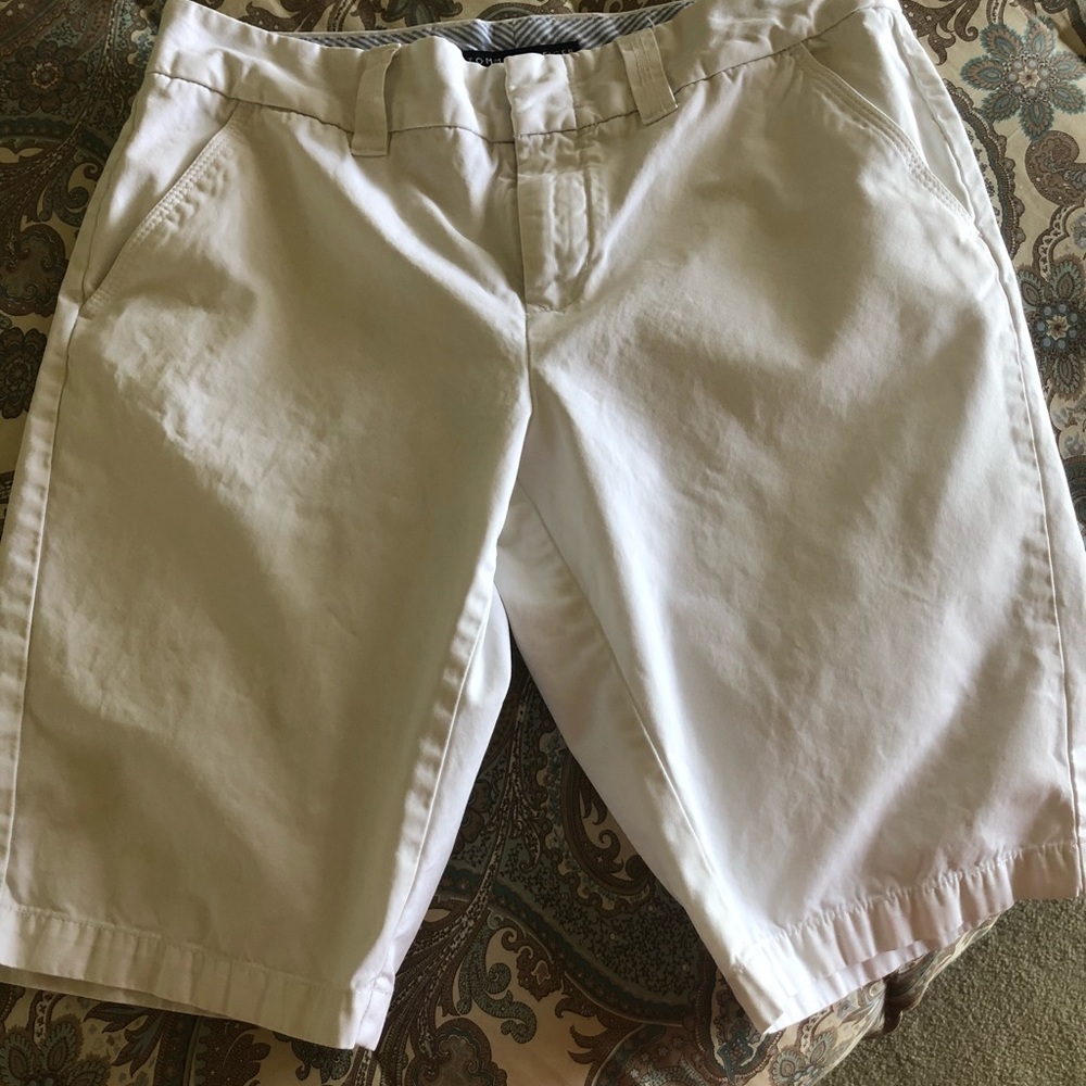 WHITE TOMMY HILFIGER SHORTS size 10